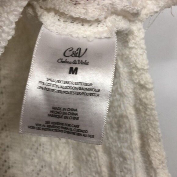 Chelsea & Violet Distressed Cropped White V-Neck Sweater New Condition Medium - Picture 7 of 7